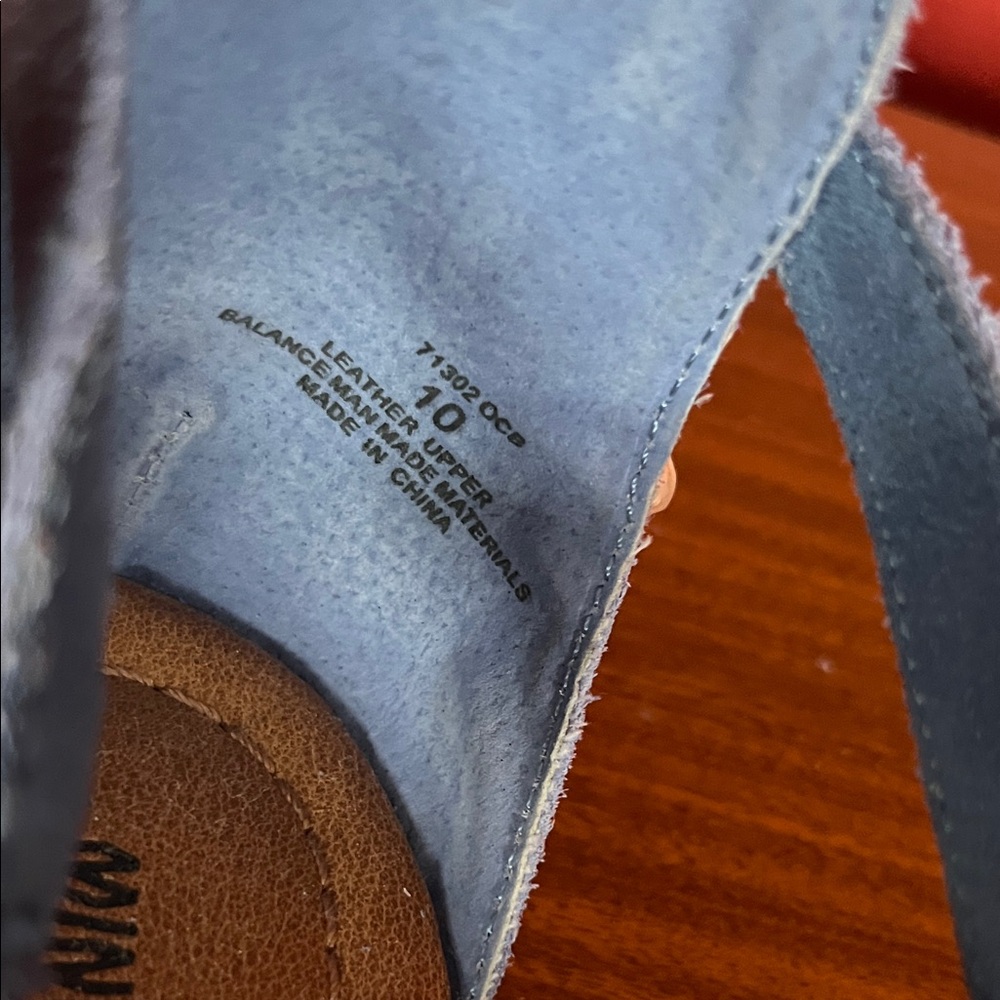 New Minnetonka Blue suede Fringe Sandals - Picture 9 of 15
